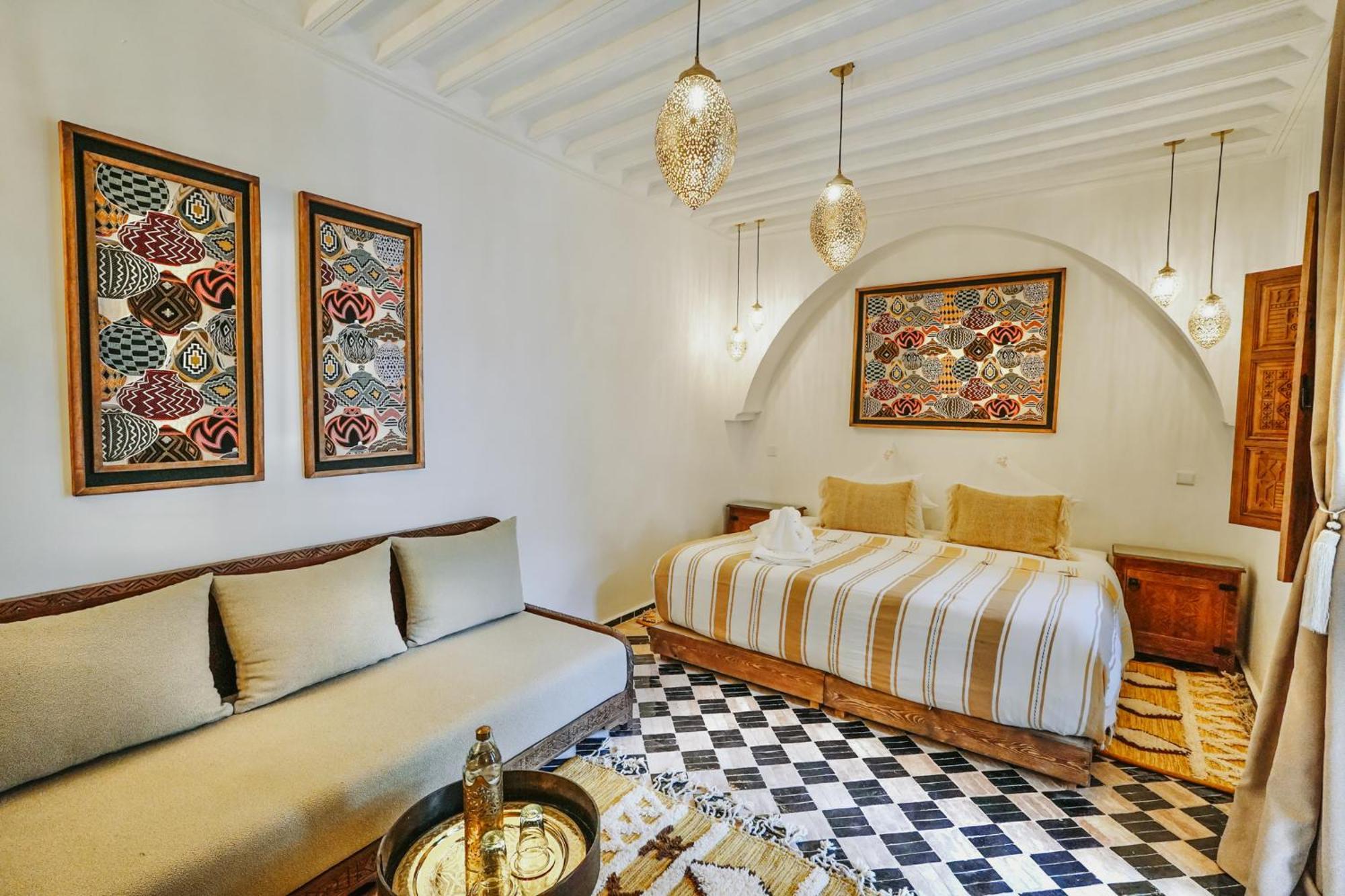 Nelia Marrakech, Collection