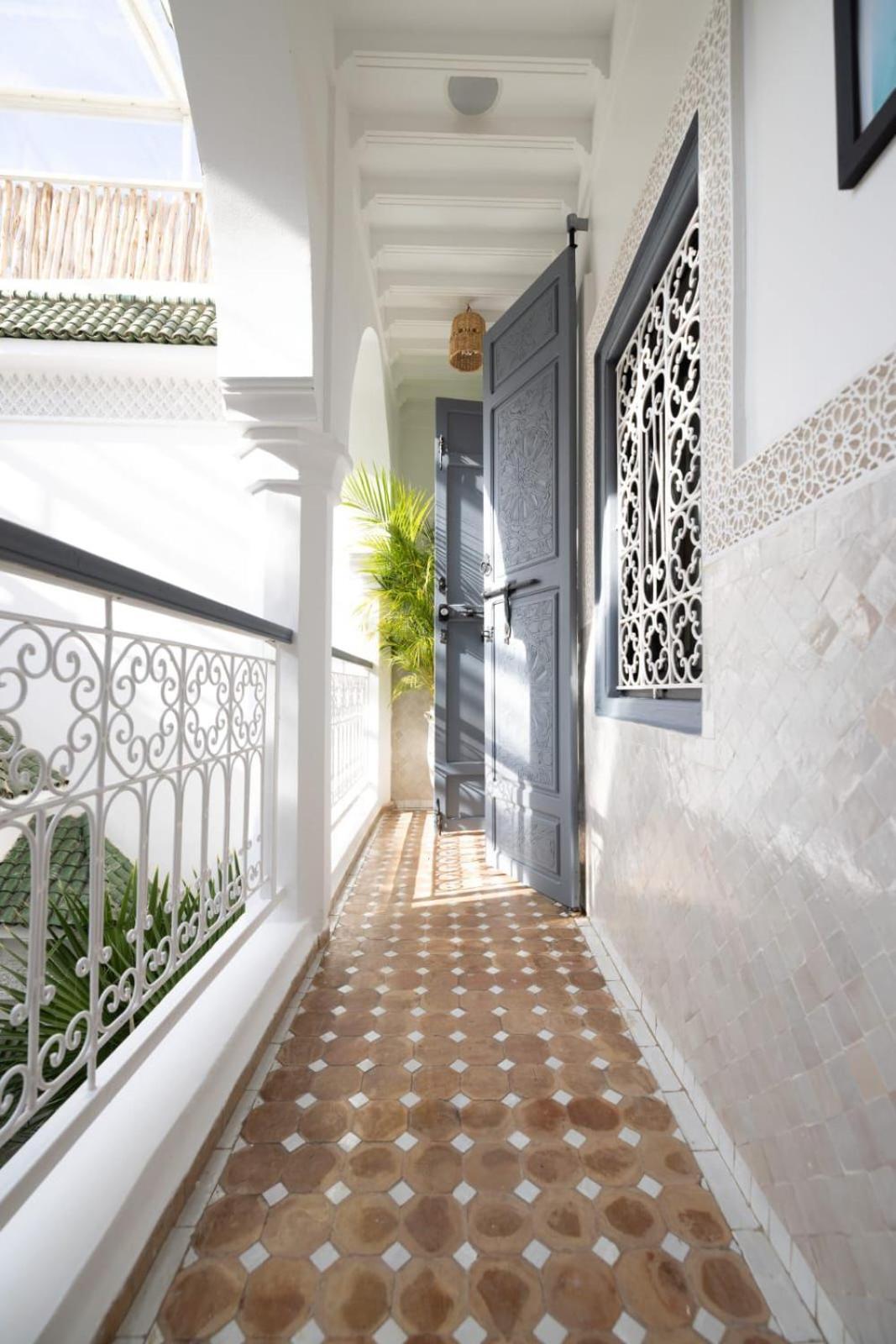 Bed and breakfast Nelia Marrakech, Collection